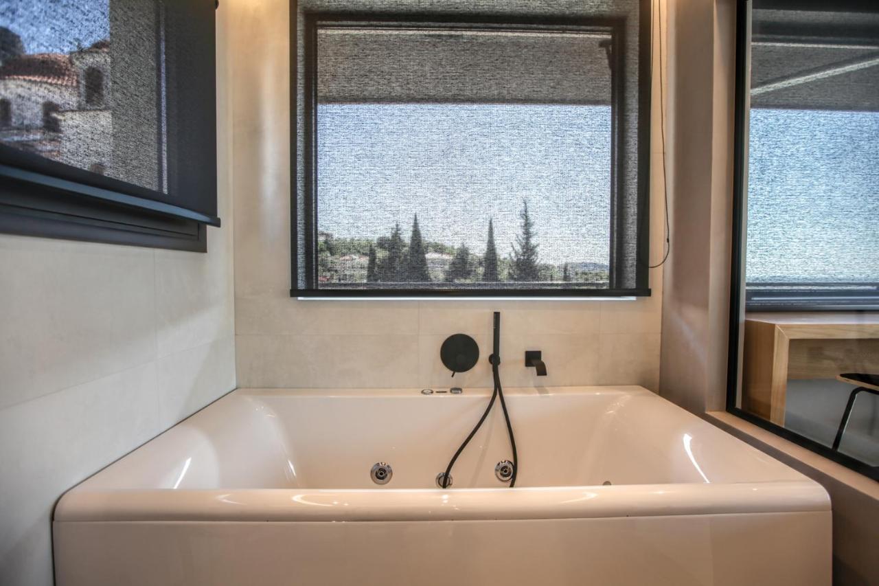 Meteora Heaven And Earth Premium Suites - Adults Friendly Kalambaka Exterior photo